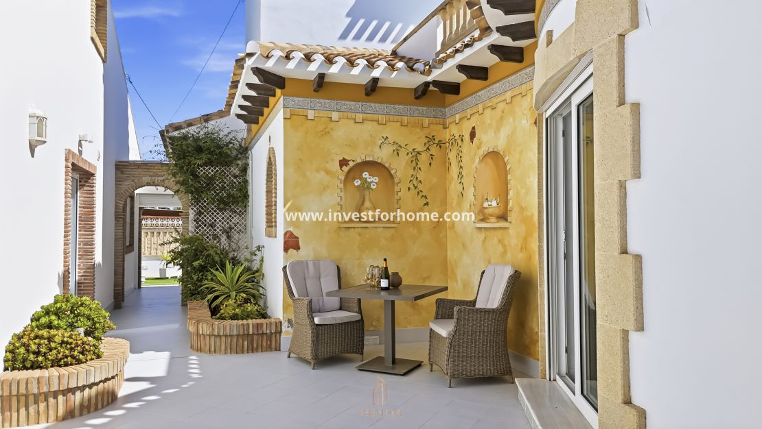 Verkoop - Villa - Orihuela Costa - Cabo Roig