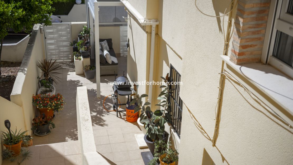 Verkoop - Villa - Orihuela Costa - Calle Mayor