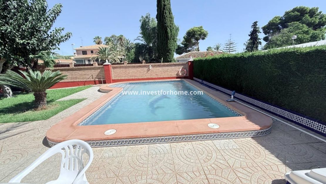 Verkoop - Villa - Orihuela Costa - Campoamor