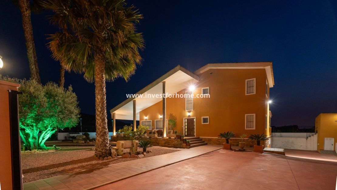 Verkoop - Villa - Orihuela Costa - Correntías Medias