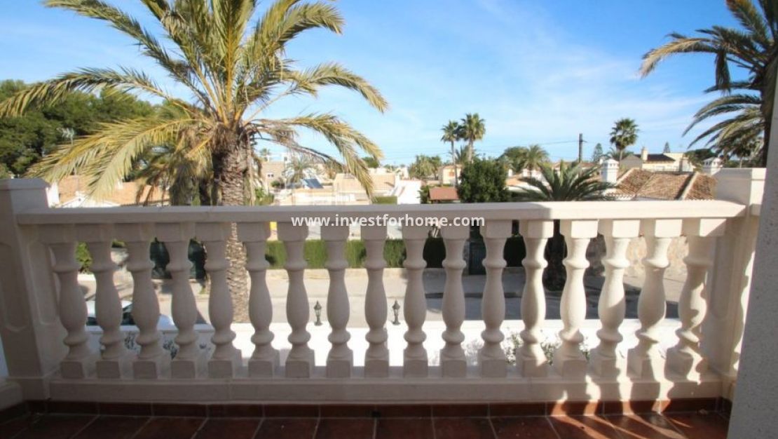 Verkoop - Villa - Orihuela Costa - Costa Blanca