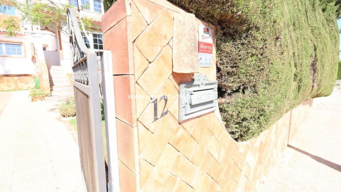 Verkoop - Villa - Orihuela Costa - Costa Blanca