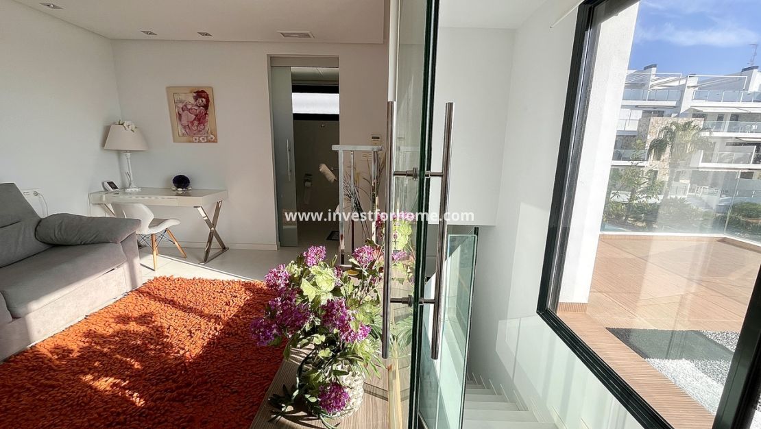 Verkoop - Villa - Orihuela Costa - Costa Blanca