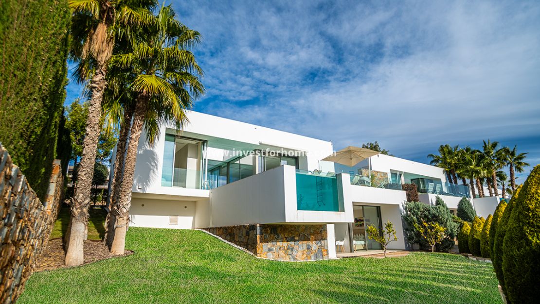 Verkoop - Villa - Orihuela Costa - Costa Blanca