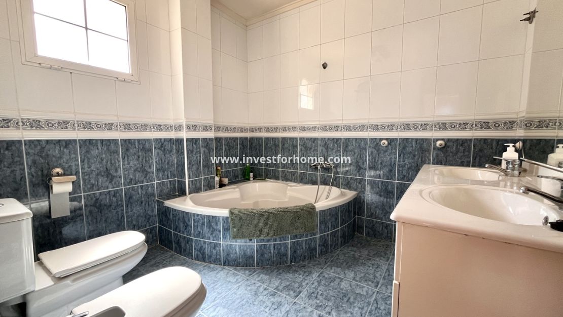 Verkoop - Villa - Orihuela Costa - Costa Blanca