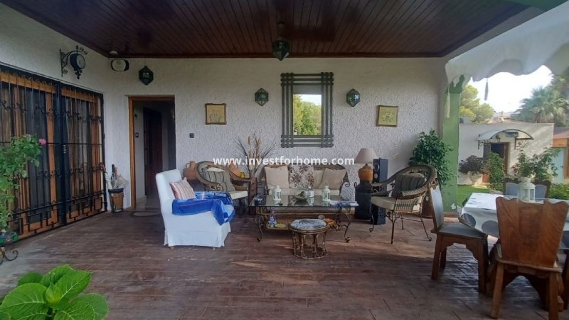 Verkoop - Villa - Orihuela Costa - Costa Blanca