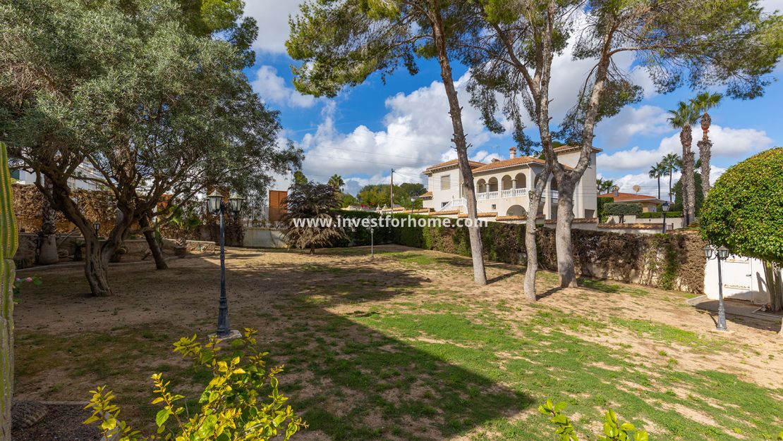 Verkoop - Villa - Orihuela Costa - Costa Blanca