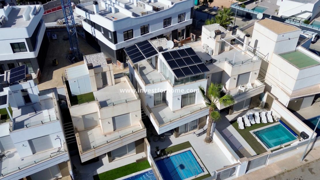 Verkoop - Villa - Orihuela Costa - Costa Blanca