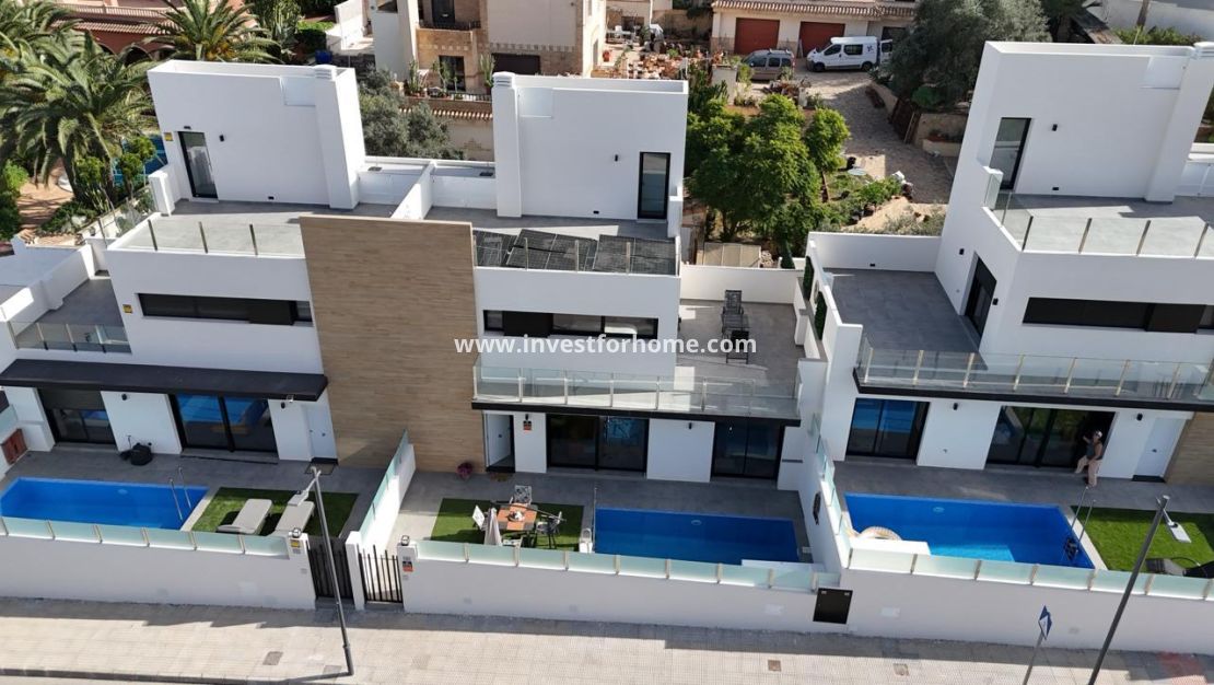 Verkoop - Villa - Orihuela Costa - Costa Blanca