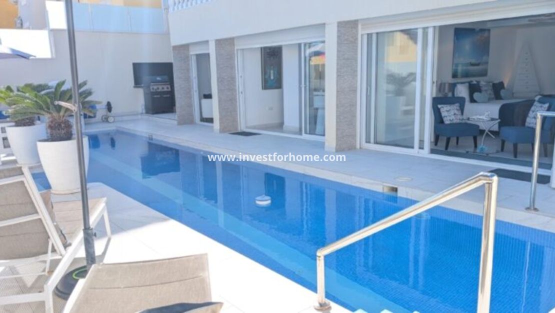 Verkoop - Villa - Orihuela Costa - Costa Blanca