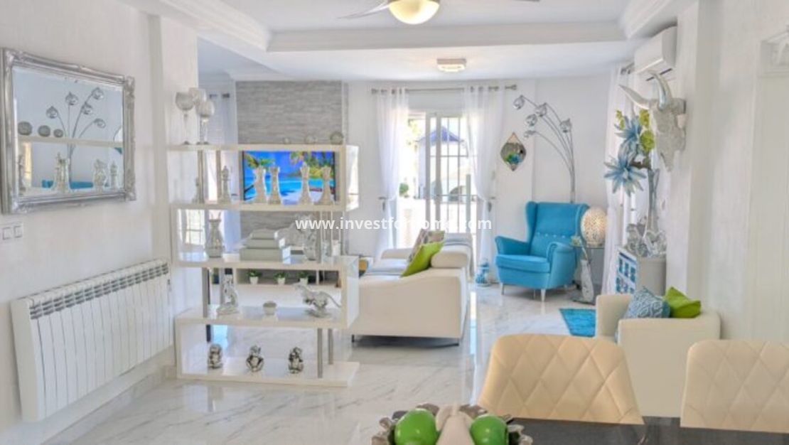 Verkoop - Villa - Orihuela Costa - Costa Blanca