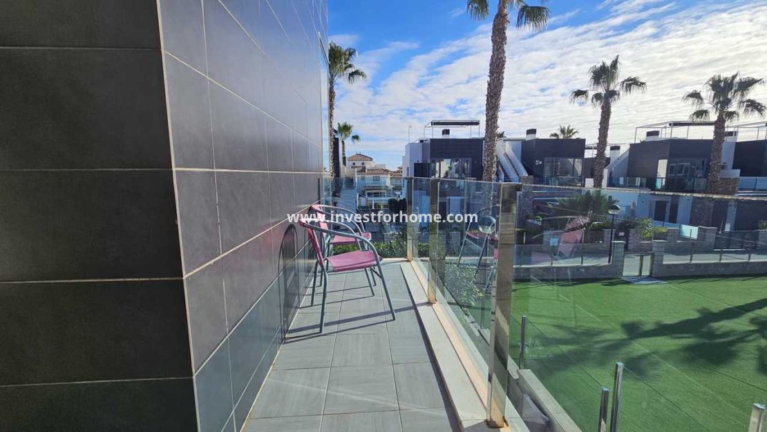 Verkoop - Villa - Orihuela Costa - Costa Blanca