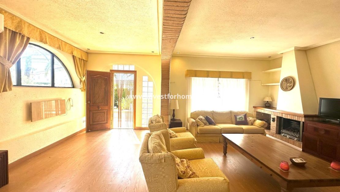 Verkoop - Villa - Orihuela Costa - Costa Blanca