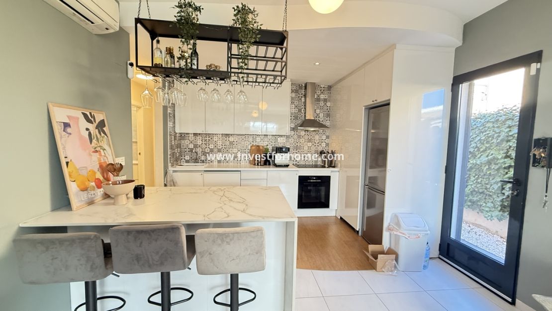 Verkoop - Villa - Orihuela Costa - Costa Blanca