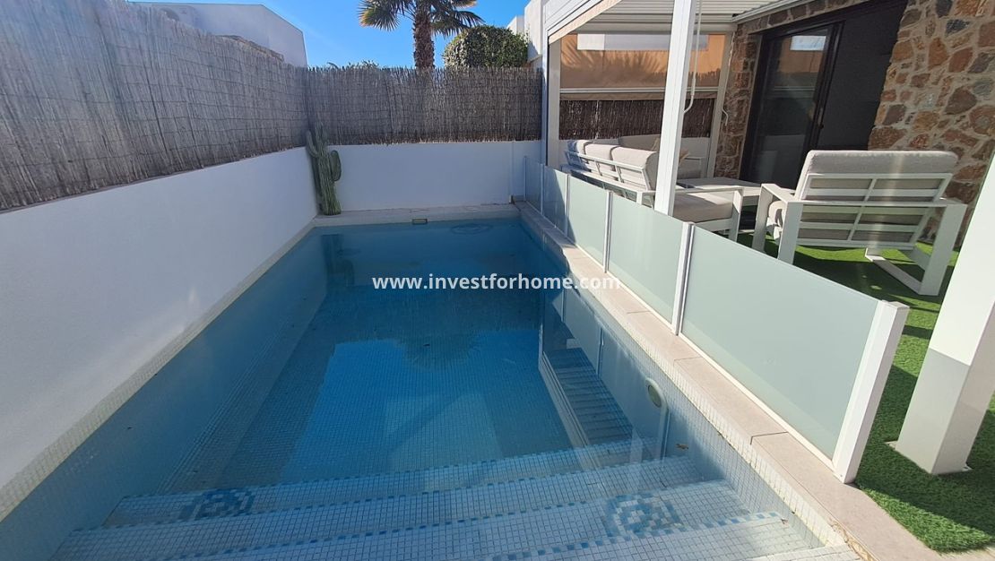 Verkoop - Villa - Orihuela Costa - Costa Blanca