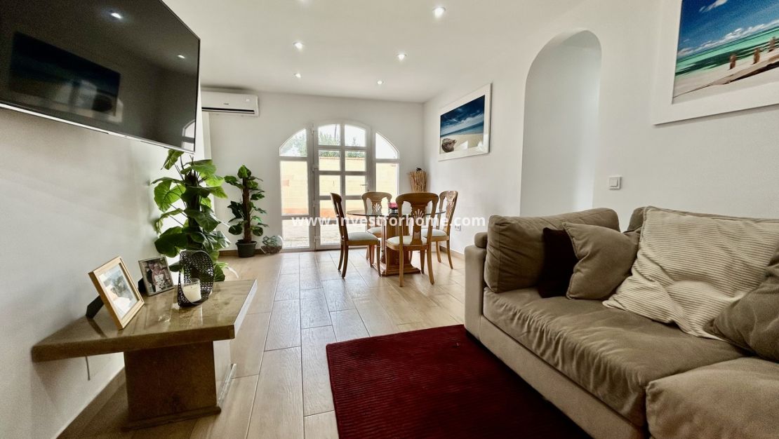 Verkoop - Villa - Orihuela Costa - Costa Blanca