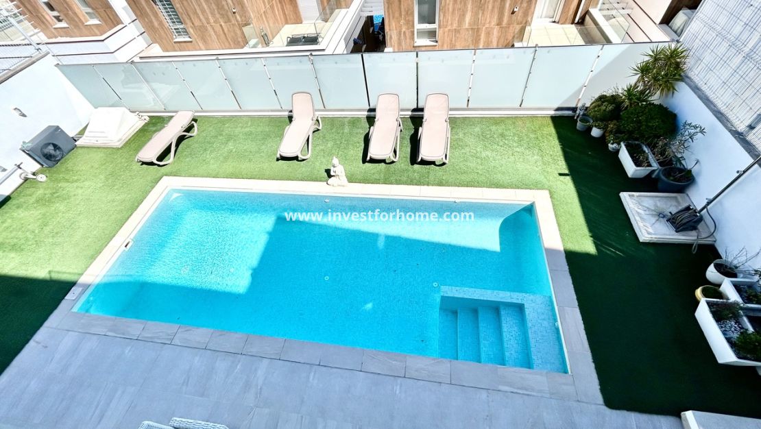 Verkoop - Villa - Orihuela Costa - Costa Blanca