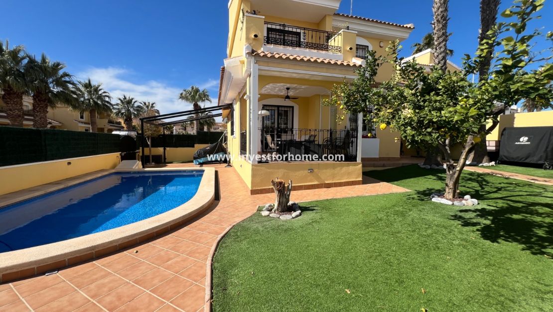 Verkoop - Villa - Orihuela Costa - Costa Blanca