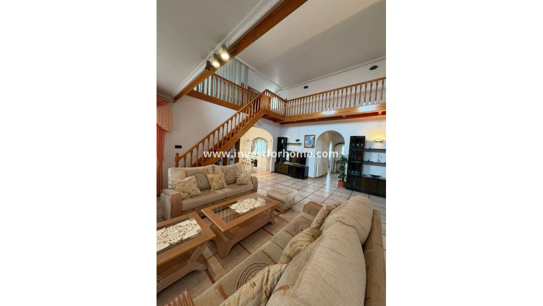 Verkoop - Villa - Orihuela Costa - Costa Blanca