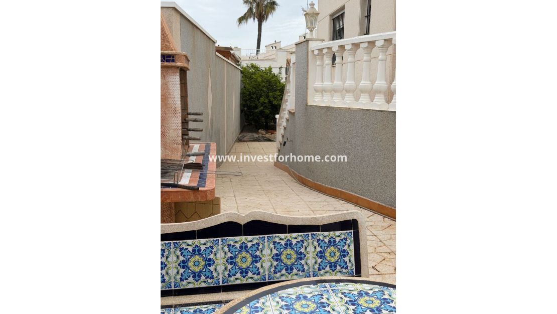 Verkoop - Villa - Orihuela Costa - Costa Blanca