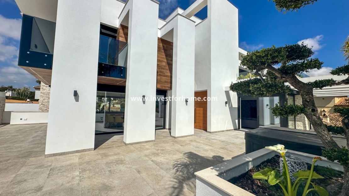 Verkoop - Villa - Orihuela Costa - Costa Blanca