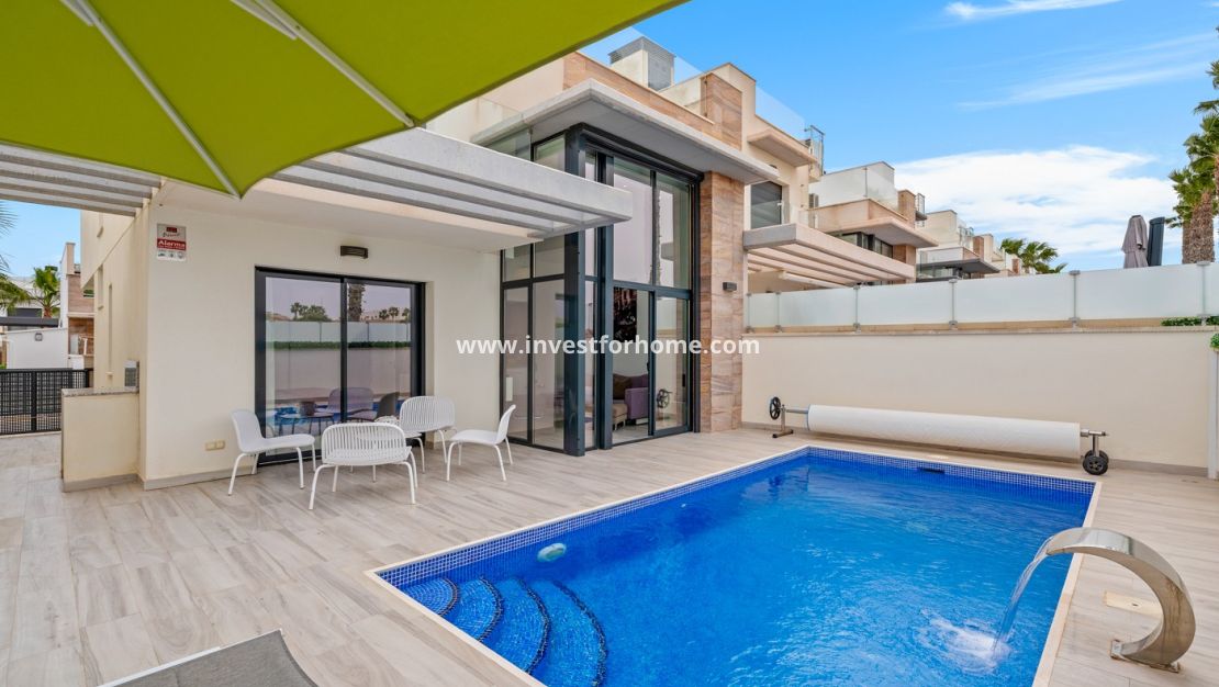 Verkoop - Villa - Orihuela Costa - Costa Blanca