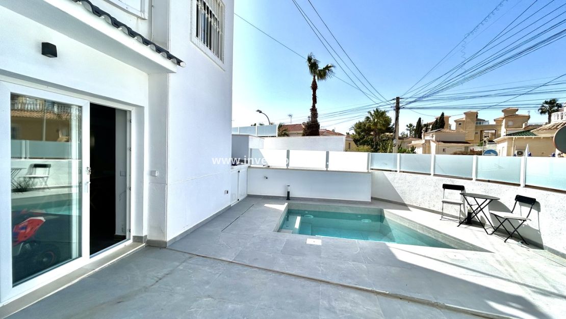 Verkoop - Villa - Orihuela Costa - Costa Blanca