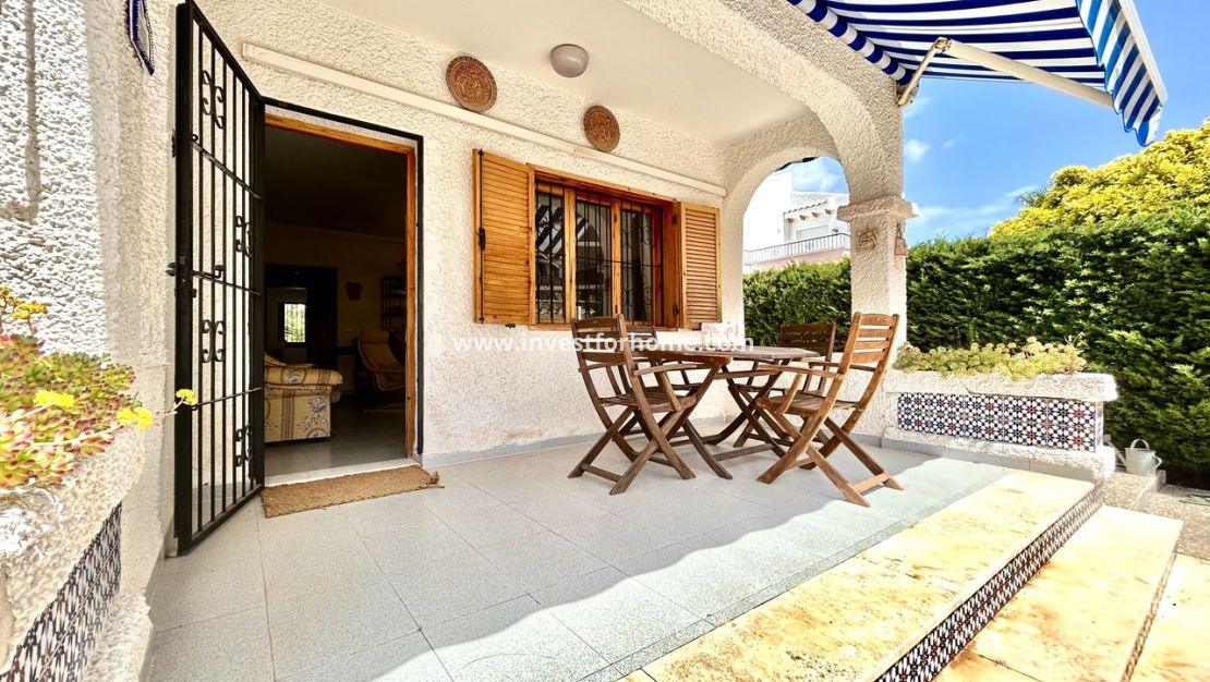 Verkoop - Villa - Orihuela Costa - Costa Blanca