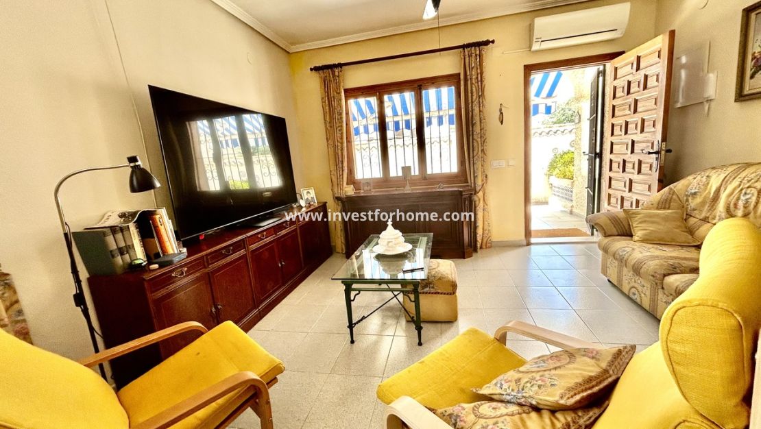 Verkoop - Villa - Orihuela Costa - Costa Blanca