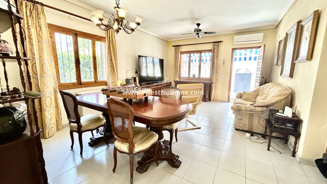 Verkoop - Villa - Orihuela Costa - Costa Blanca