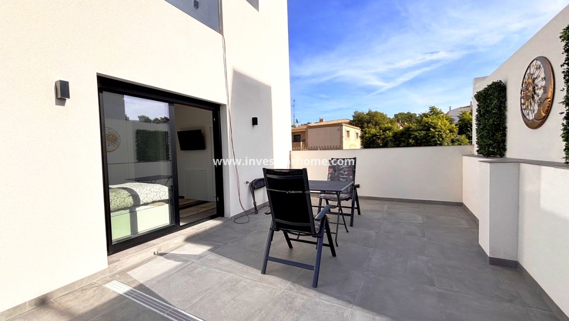 Verkoop - Villa - Orihuela Costa - Costa Blanca