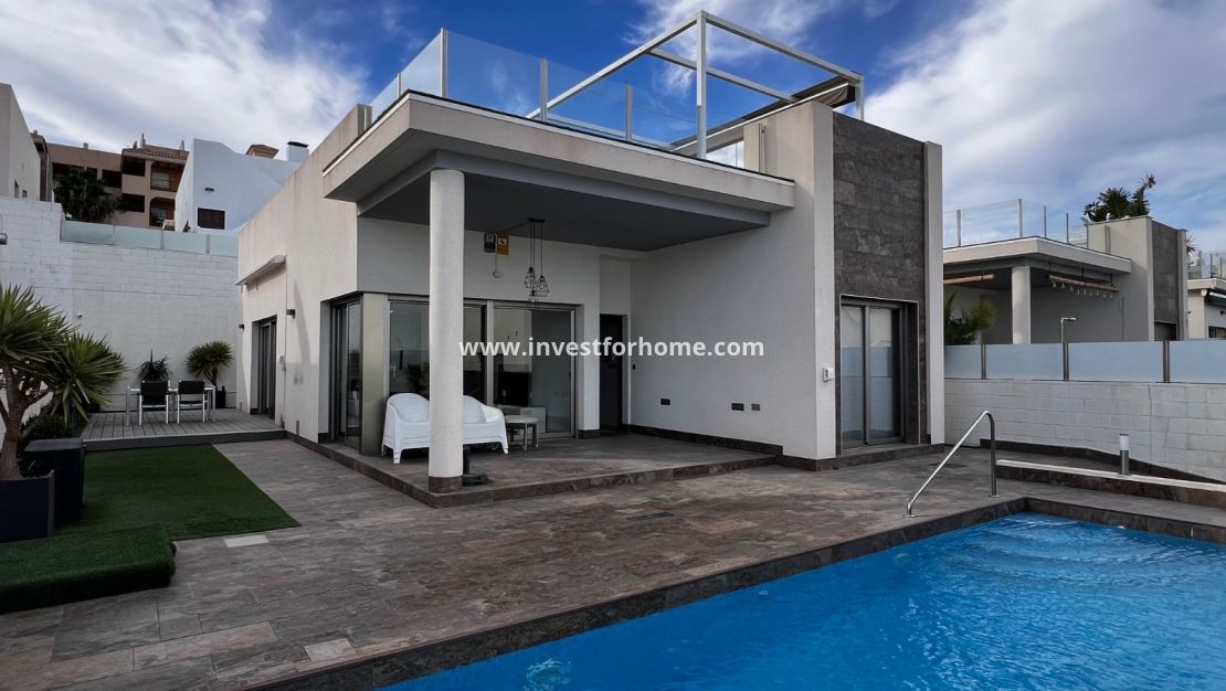 Verkoop - Villa - Orihuela Costa - Costa Blanca