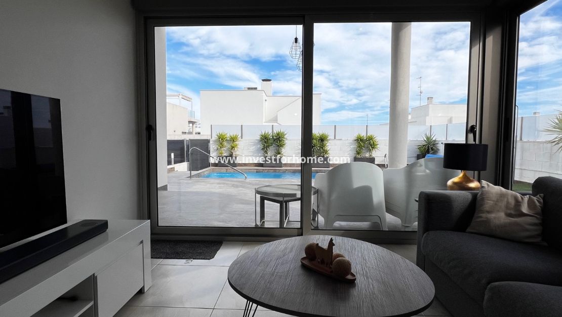 Verkoop - Villa - Orihuela Costa - Costa Blanca