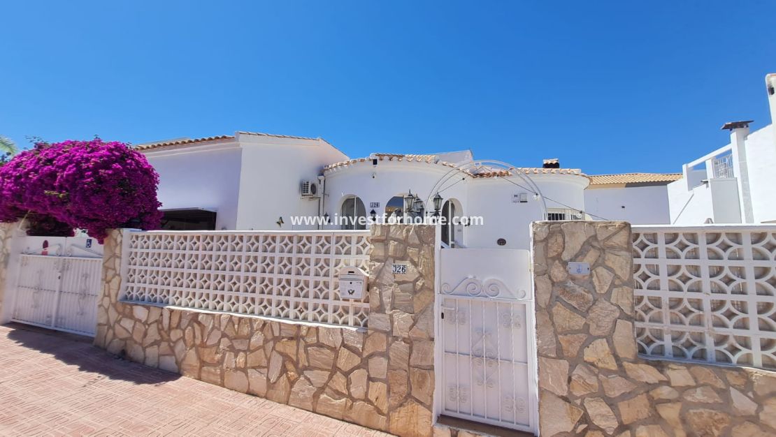 Verkoop - Villa - Orihuela Costa - Costa Blanca