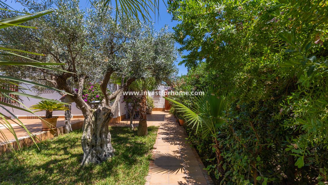 Verkoop - Villa - Orihuela Costa - Costa Blanca
