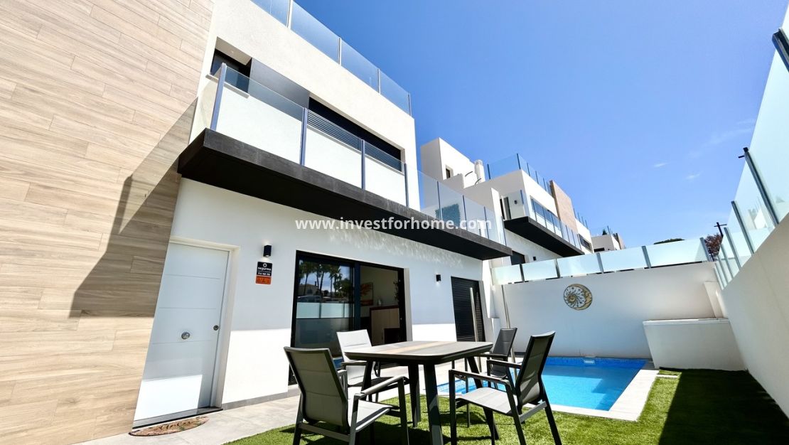 Verkoop - Villa - Orihuela Costa - Costa Blanca