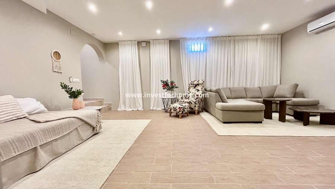 Verkoop - Villa - Orihuela Costa - Costa Blanca