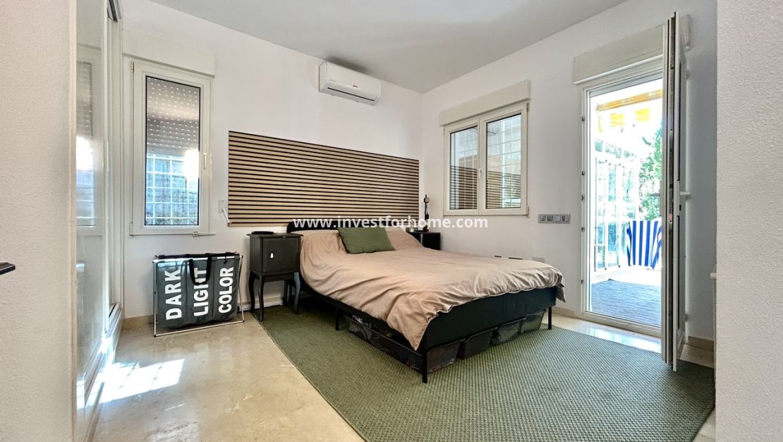 Verkoop - Villa - Orihuela Costa - Costa Blanca