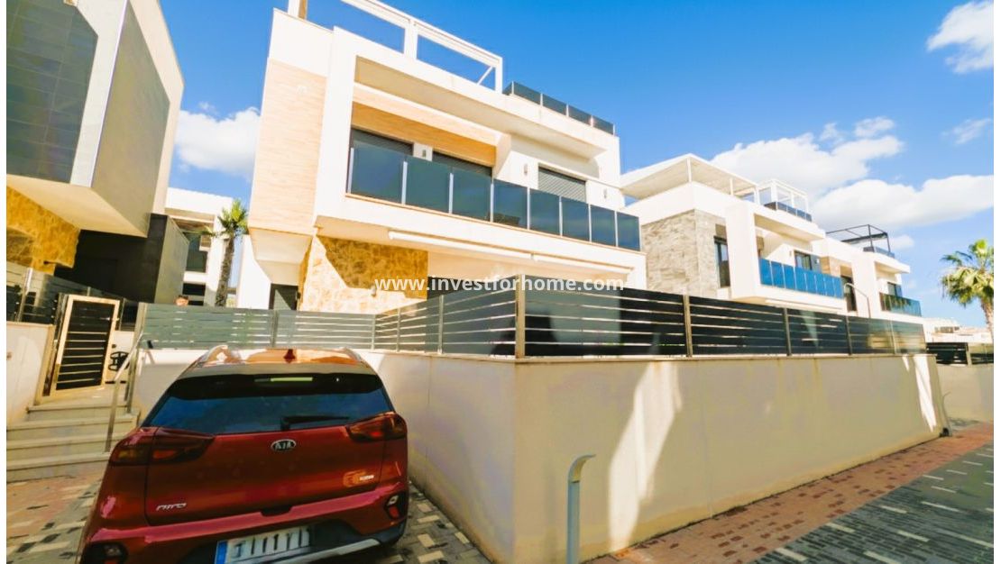 Verkoop - Villa - Orihuela Costa - Costa Blanca