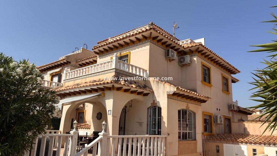 Verkoop - Villa - Orihuela Costa - Costa Blanca