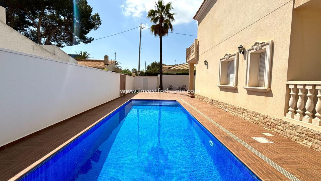 Verkoop - Villa - Orihuela Costa - Costa Blanca