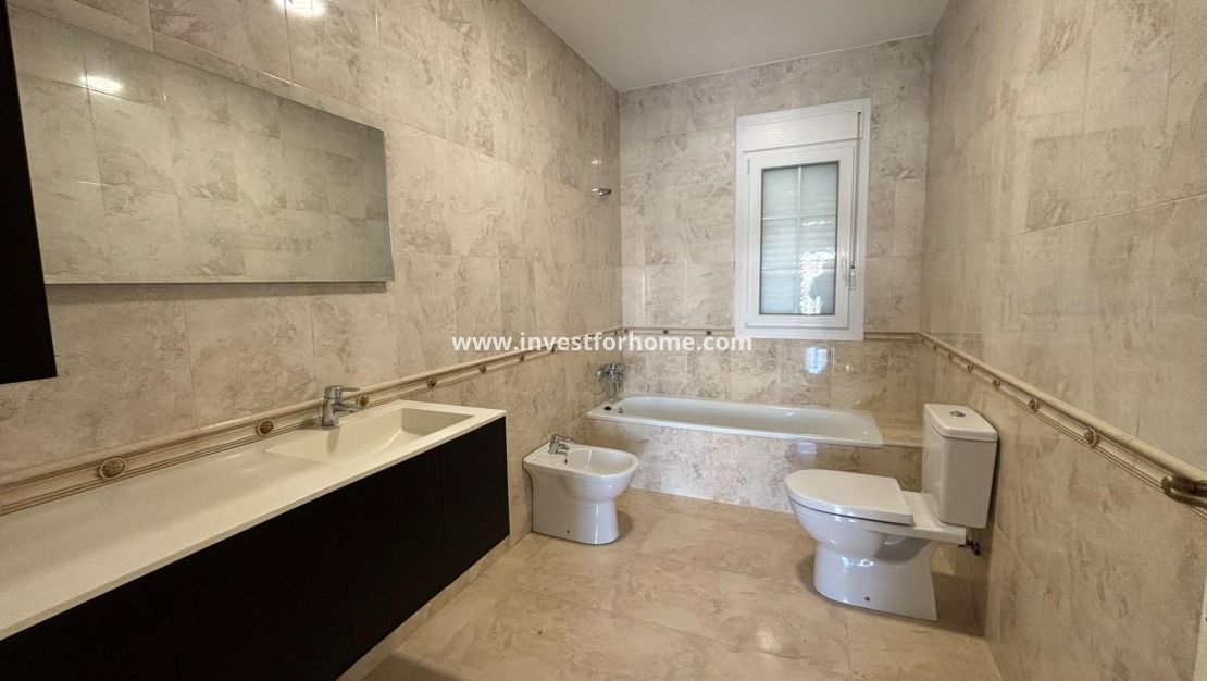 Verkoop - Villa - Orihuela Costa - Costa Blanca