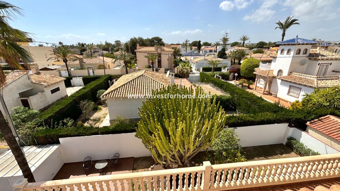 Verkoop - Villa - Orihuela Costa - Costa Blanca