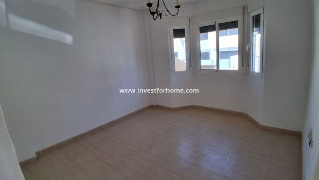 Verkoop - Villa - Orihuela Costa - Inland