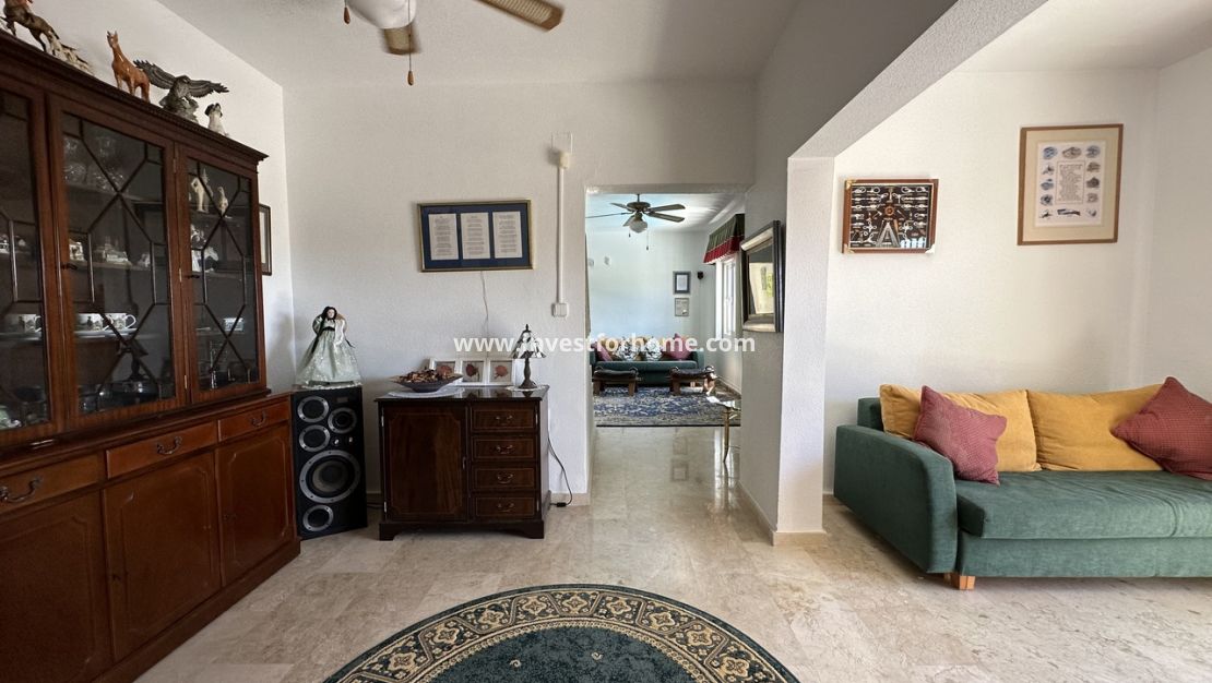 Verkoop - Villa - Orihuela Costa - Inland