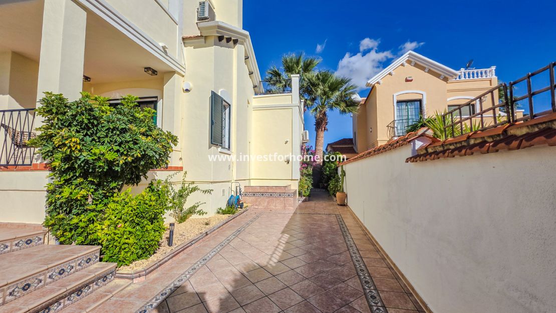 Verkoop - Villa - Orihuela Costa - Inland