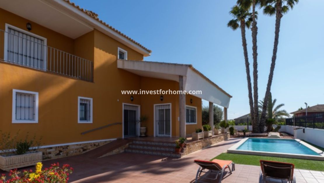 Verkoop - Villa - Orihuela Costa - Inland
