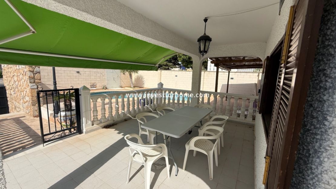 Verkoop - Villa - Orihuela Costa - Inland