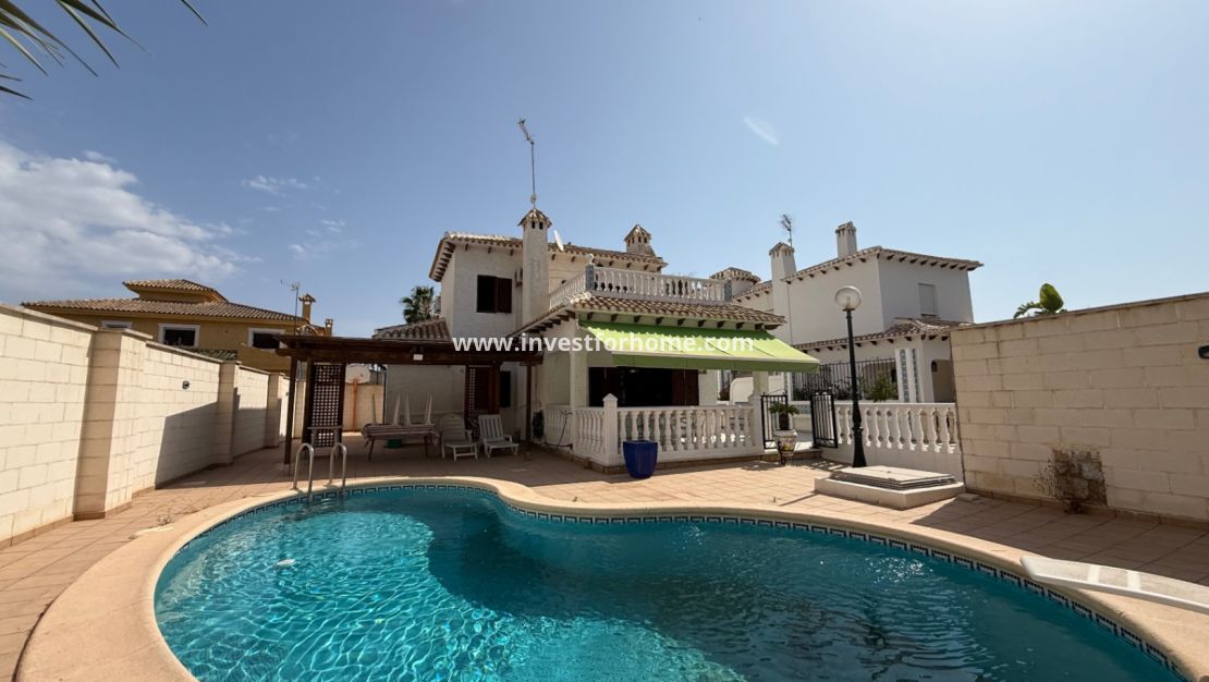 Verkoop - Villa - Orihuela Costa - Inland