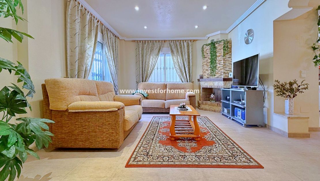 Verkoop - Villa - Orihuela Costa - Inland